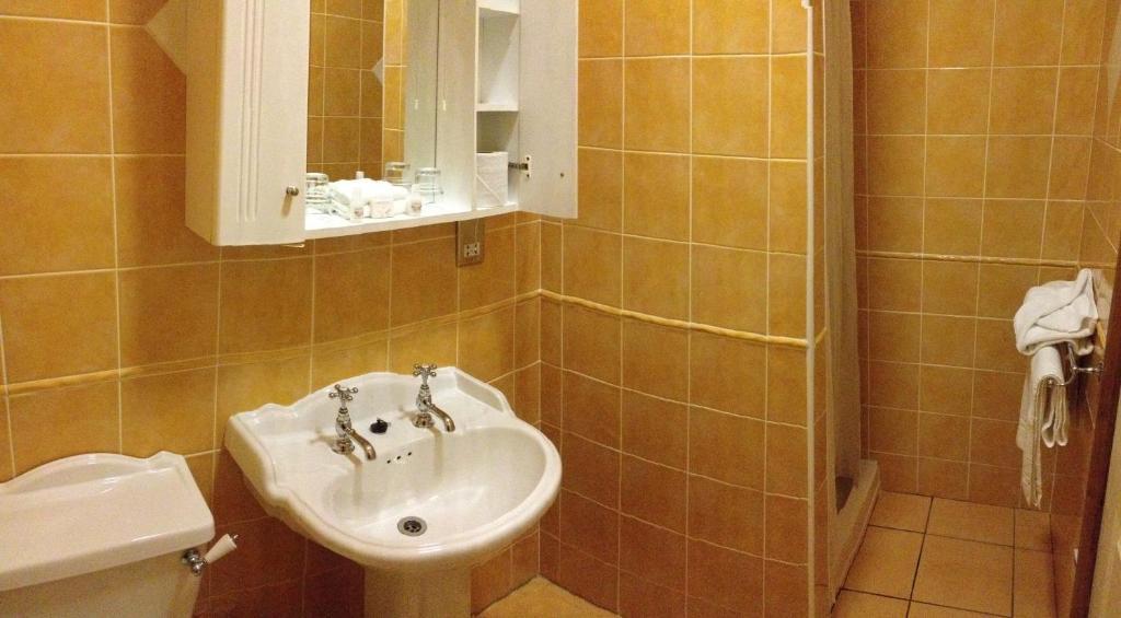 Virginia'S Guesthouse ケンメア 部屋 写真